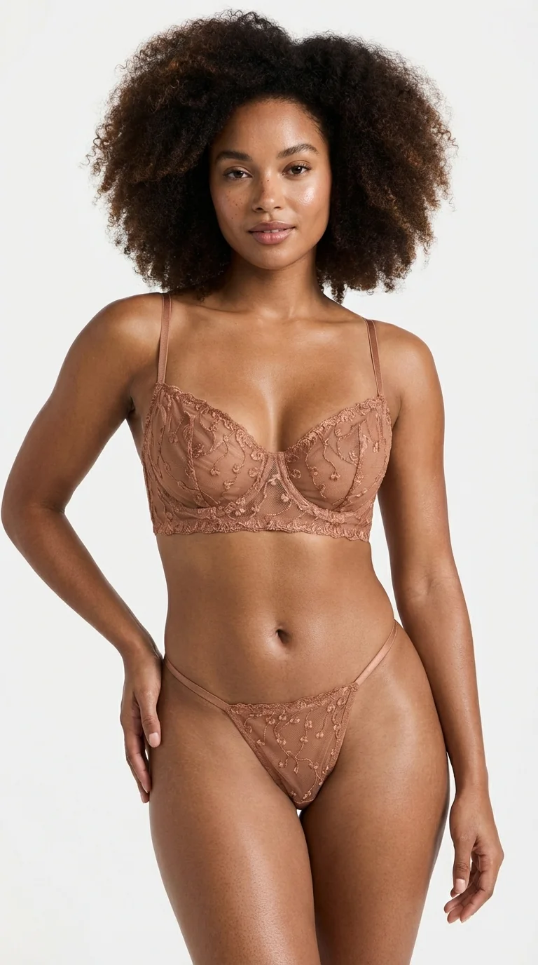 LunaIntim Nude Transparan Tül Sütyen Takımı Çiçek İşlemeli ve Balenli Modern Set - Düz Zeminde Takım Görünümü